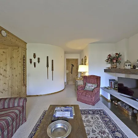 Chesa Pradash 5 - Celerina Apartment
